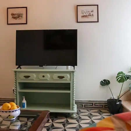 Traditional Portuguese - Casa Martins No 52 *